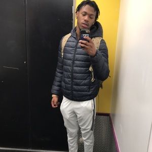 Meet your Posher, Cory